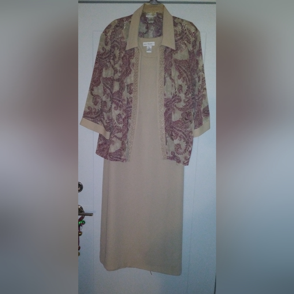 Anna Maxwell beige & burgundy dress & matching jacket 24W